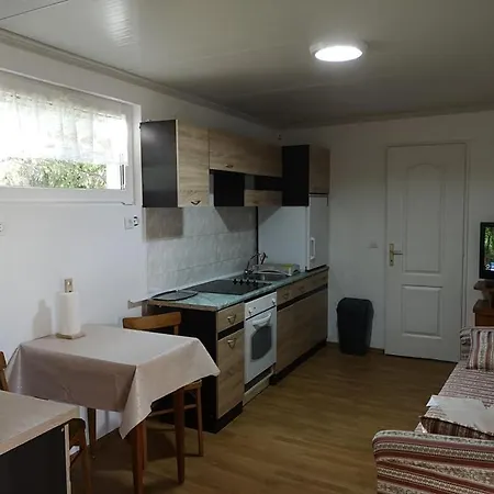 Apartman Elisabeth Latrany
