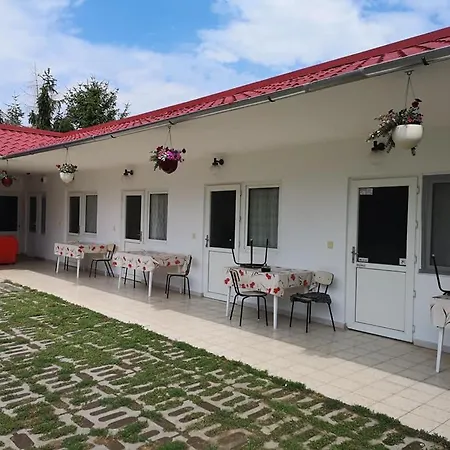 Elisabeth Apartman Latrany